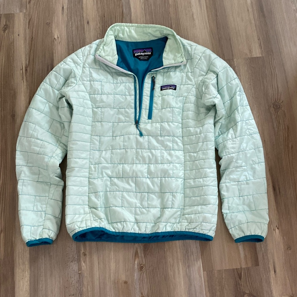 Patagonia Mint Green Quarter Zip Puff